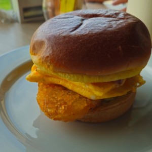 DESAYUNOS / BREAKFAST - Breakfast Sandwich