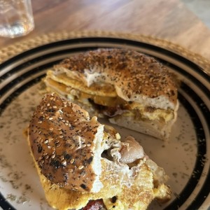 Especiales - Bagel breakfast