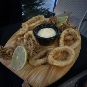 CALAMARES FRITOS A LA ANDALUZA