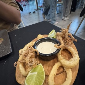 CALAMARES FRITOS A LA ANDALUZA