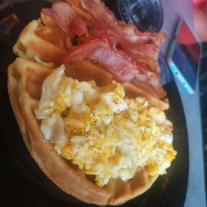 Eggs n Waffle