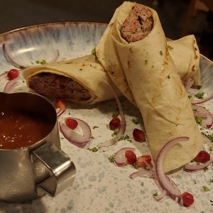 LAMRO'S BEEF KEBAB WITH LAVASH AND SOUCE
