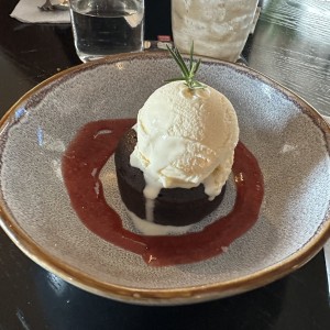 Lava Cake + Helado