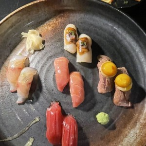 Nigiri sampler