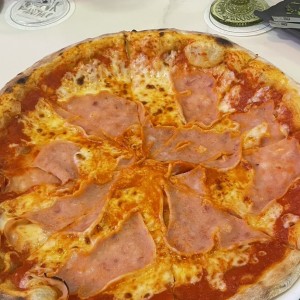 Pizza - Jamón y Hongos