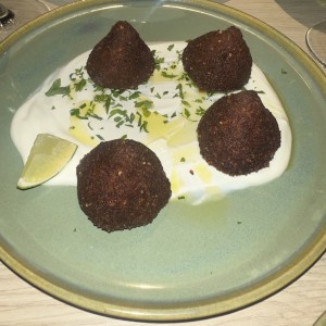 Entradas - Kibbeh