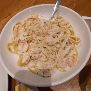 Amazing Alfredos - Shrimp Alfredo