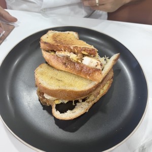Sandwiches - Pollo Preñao