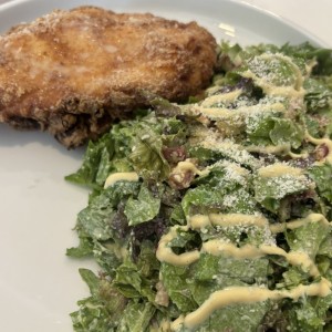 Milanesa de Pollo GF y Ensalada Cesar (GF)