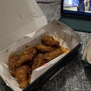 Boneless/ Wings - Honey Garlic