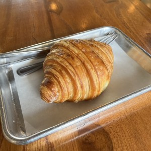 Croissant de mantequilla