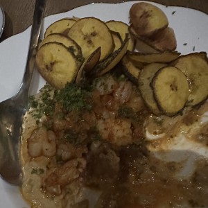 Hummus de Platano y Camarones