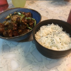 Platos Calientes - Mongolian Beef