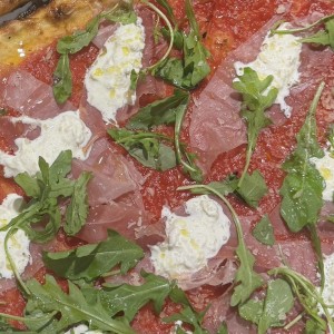 Pizzas Rojas - Speck e Stracciatella