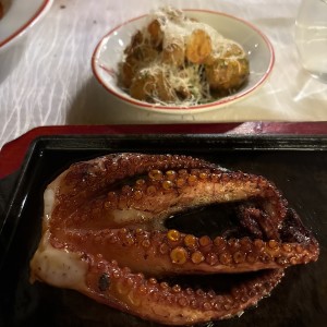 Pulpo a la brasa