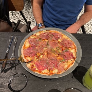 Pizza Iberica. 