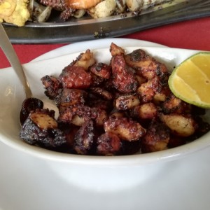 pulpo al carbon