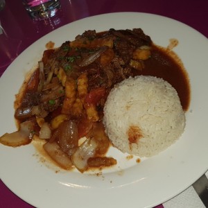 lomo saltado