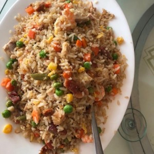 Arroz chaufa de pollo