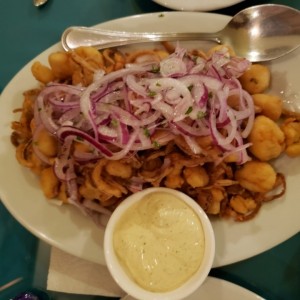 Ceviche frito excelente 