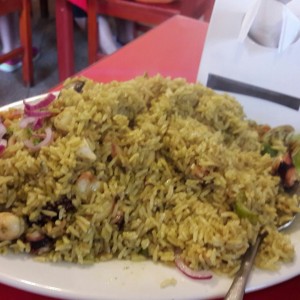 Arroz verde con mariscos