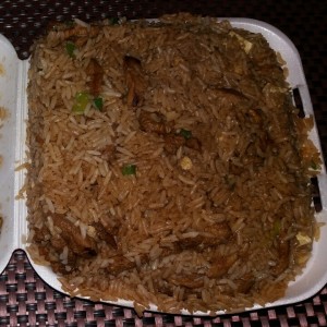 Arroz chaufa con puerco