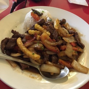 lomo saltado 