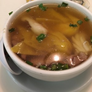 sopa de marisco estilo yung chang