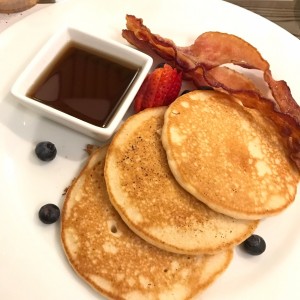 Pancakes y bacon
