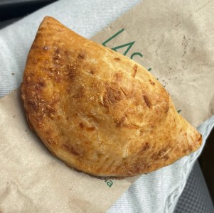 Empanada de Queso Blanco