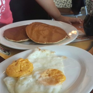 Pamcakes con huevos