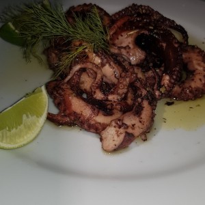 pulpo a la griega