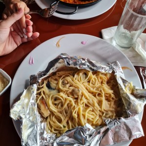 Pasta al Cartucho con Mariscos