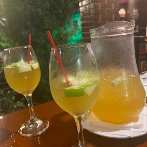 sangria blanca