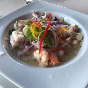 Ceviche mixto