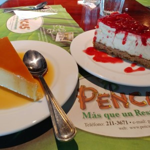 Flan de coco y Cheesecake de Fresa