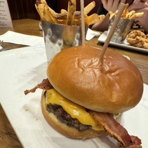 Burgers - BACON CHEESEBURGER