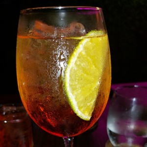 aperol spritz drink