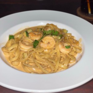 Spaguetti de camarones 