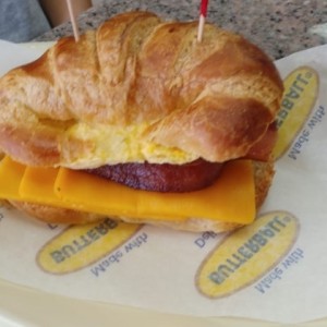 Cheese/Egg/Bacon Croissant