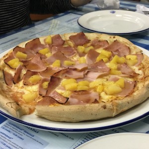 Pizza Hawaiana