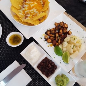 Entradas, Nachos y Pulpo