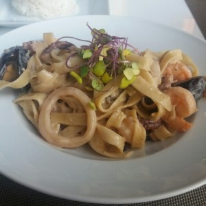 Fetuccini Frutos del Mar. Paladar, Multiplaza