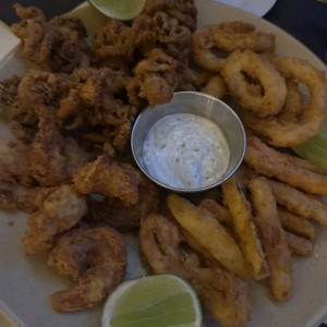 Tempura de mariscos 