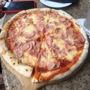 Piquemos - Authentic Pizza Napolitana