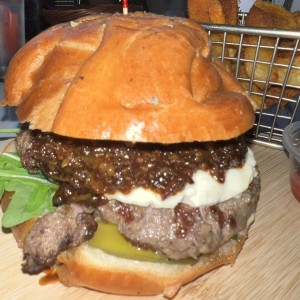 Roasted Goat burger - del Burger Week