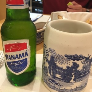 cerveza Panama y tarro cervecero de talabera
