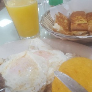 huevos fritos