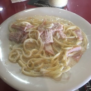 spaghetti alfredo