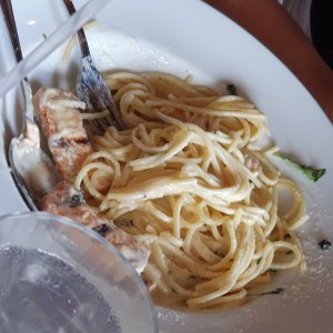 Rafaelo/Espaguetti con Salmon